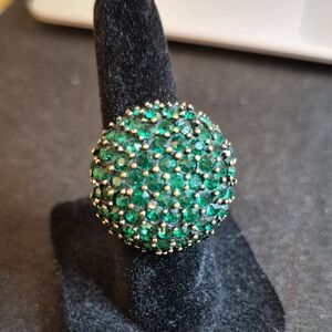 Signed Vendôme Green Pavé Dome Ring – Vintage Statement Cocktail Ring